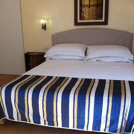 Ariberto21 Hotel Milano Ngoại thất bức ảnh